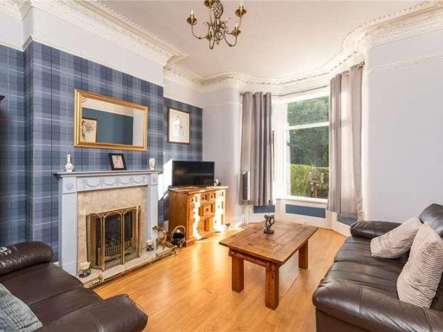 House for sale in Baildon, West Yorkshire