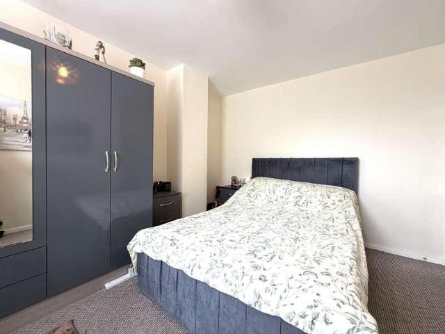 House for sale in Penhill, Swindon