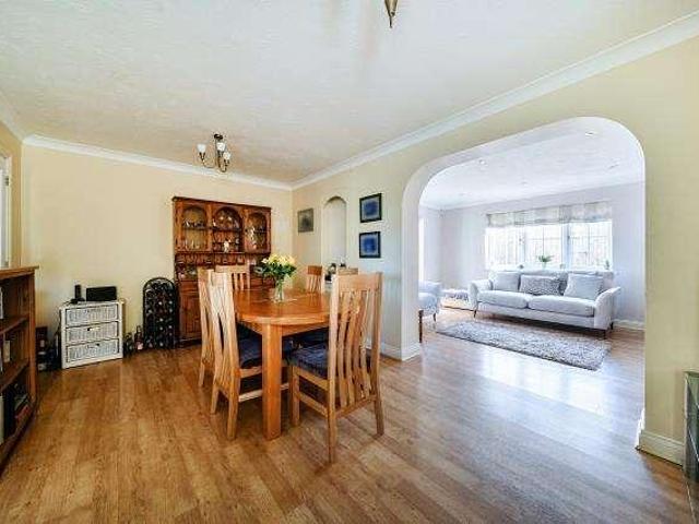 House for sale in Thatcham, West Berkshire