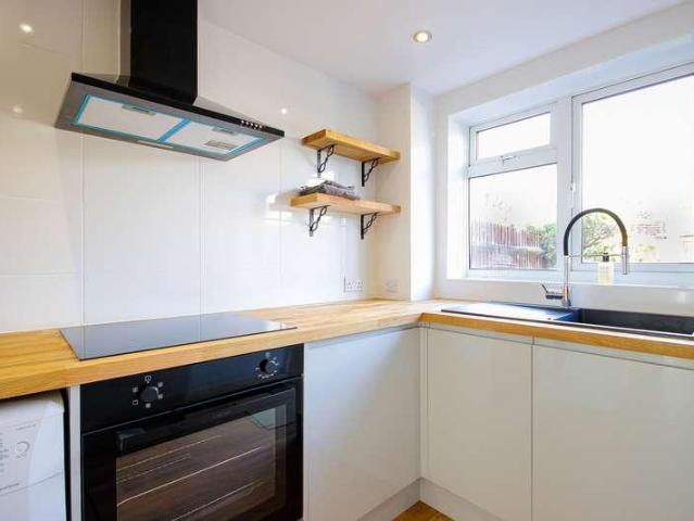House for sale in Freezywater, Greater London