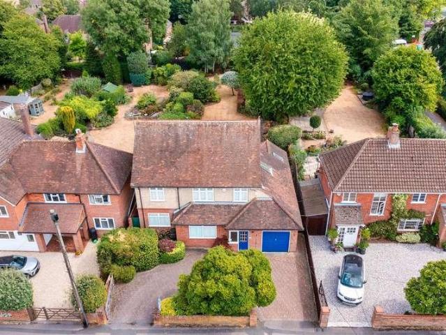 House for sale in Berrick Salome, Oxfordshire
