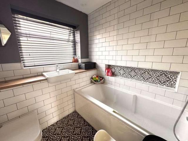 House for sale in Roberttown, West Yorkshire