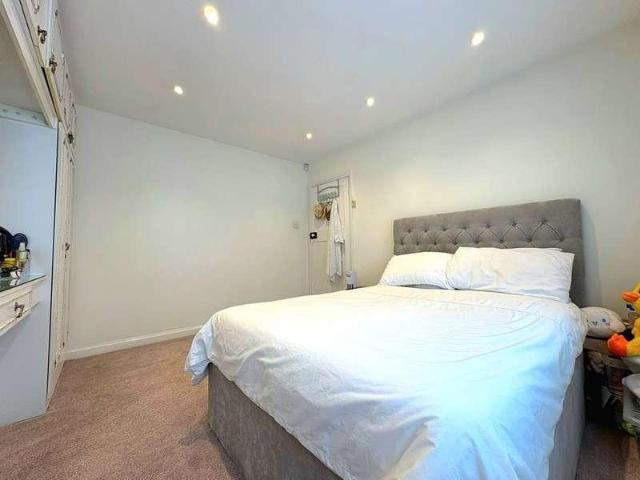 House for sale in Wealdstone, Greater London