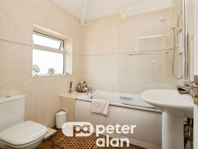 House for sale in Allt-yr-yn, Wales