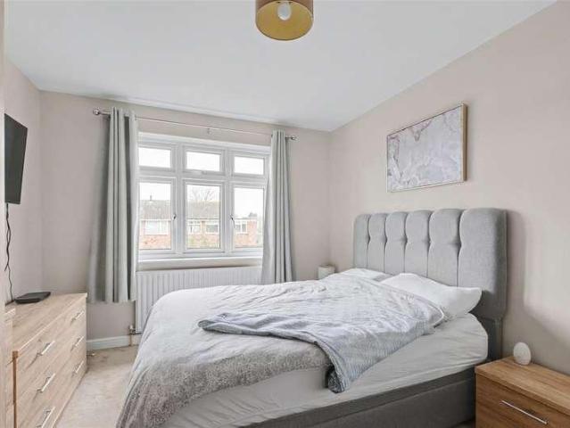 House for sale in Attenborough, East Midlands