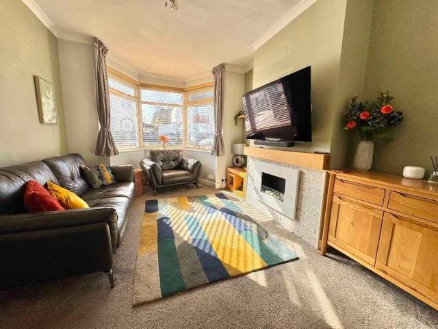 House for sale in Yardley Wood, West Midlands