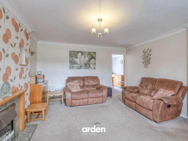 House for sale in Shirley, West Midlands
