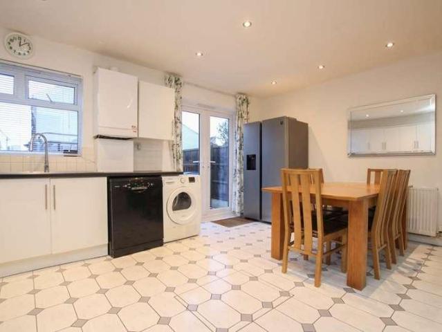 House for sale in Watford, North Watford
