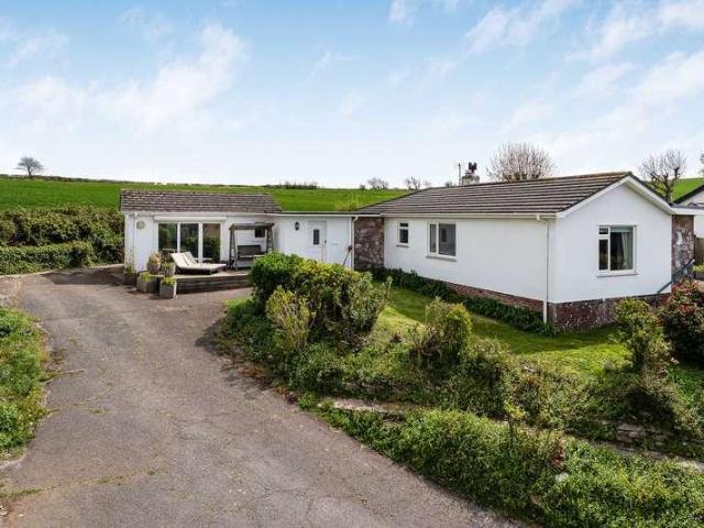 House for sale in Bigbury, Strode