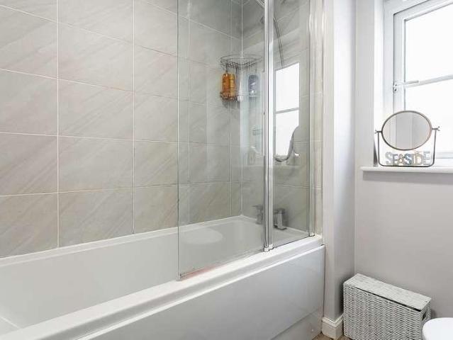House for sale in Burdiehouse, Scotland