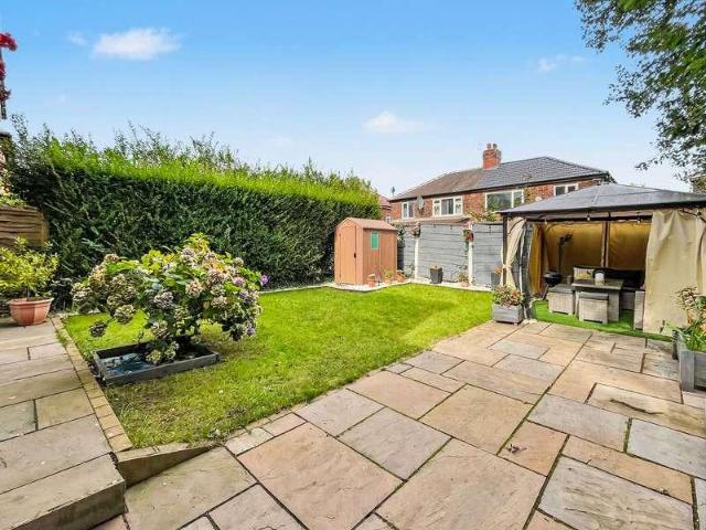 House for sale in Besses o' th' Barn, Bury