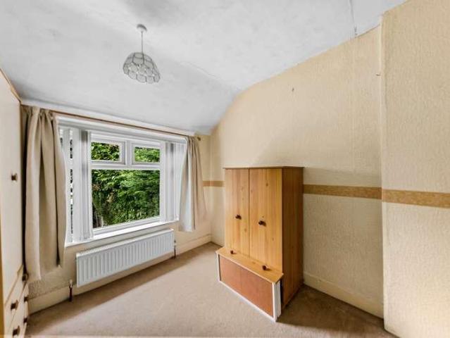 House for sale in Martinscroft, Woolston
