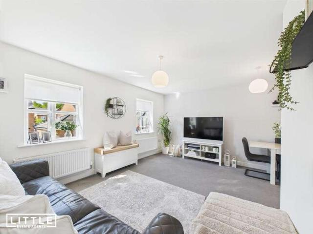House for sale in St. Helens, Sutton Heath