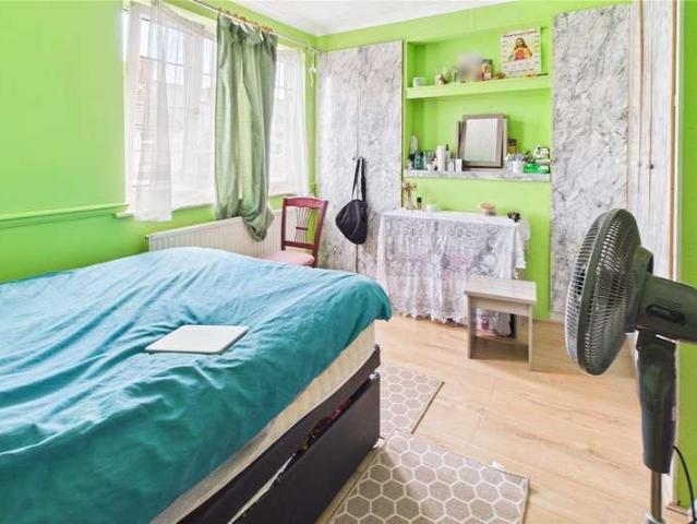 House for sale in Rodbourne, Swindon