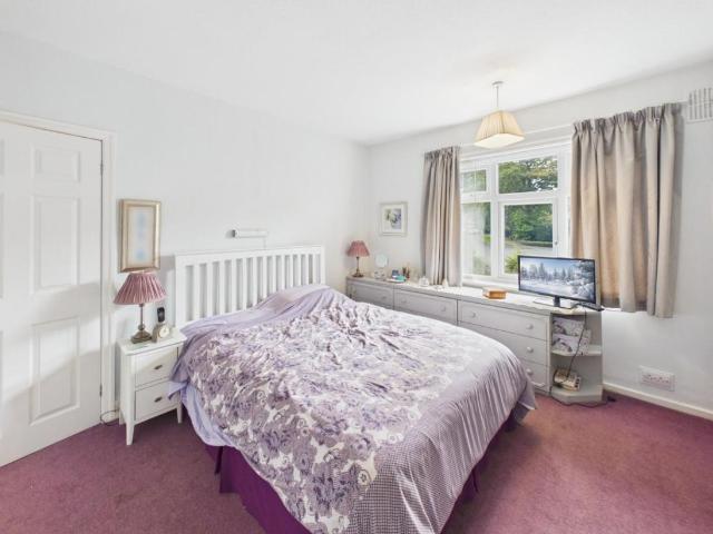 House for sale in Cottingley, West Yorkshire