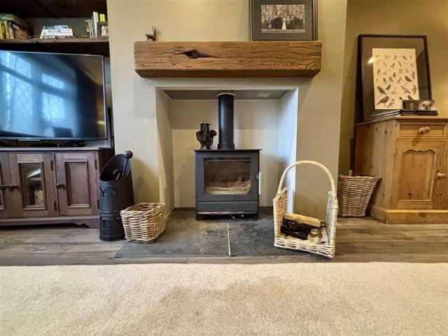 House for sale in Westwood Park, West Yorkshire