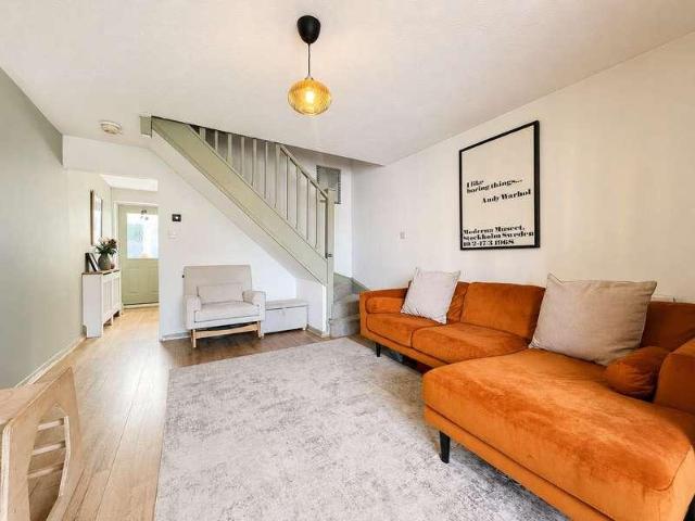 House for sale in Elmfield, Leicestershire