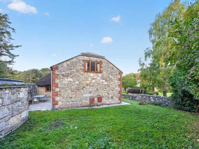 House for sale in Freshwater Bay, Freshwater