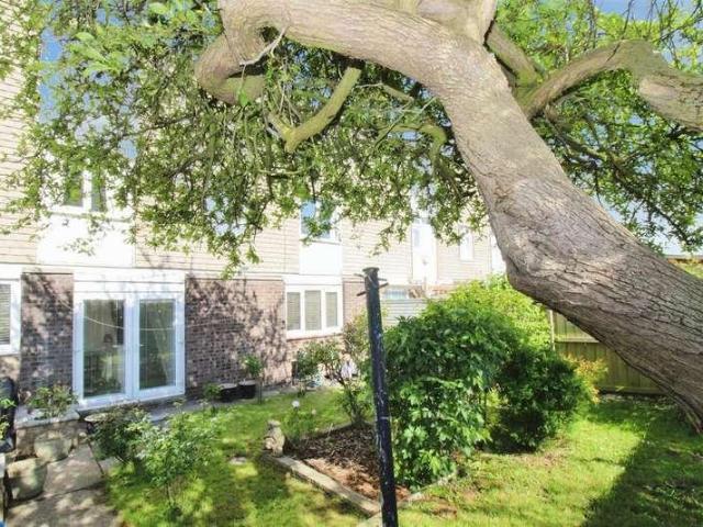 House for sale in Bransholme, Hull