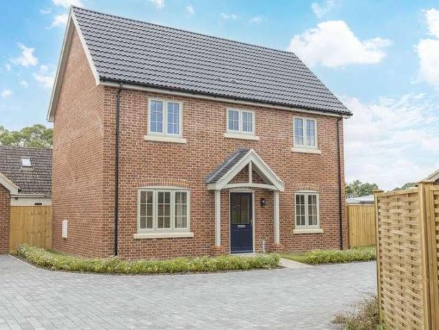 House for sale in Eastbridge, Suffolk