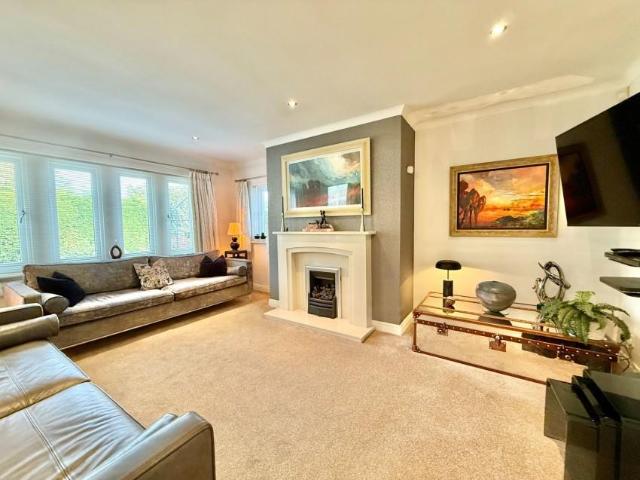 House for sale in Rigton Hill, Leeds