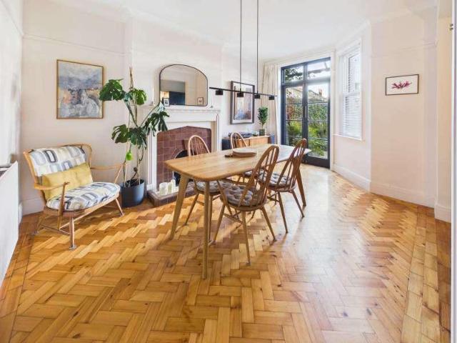 House for sale in Plasnewydd, Cardiff