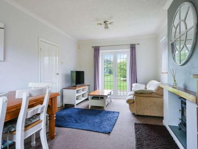 House for sale in Nork, Red Hill