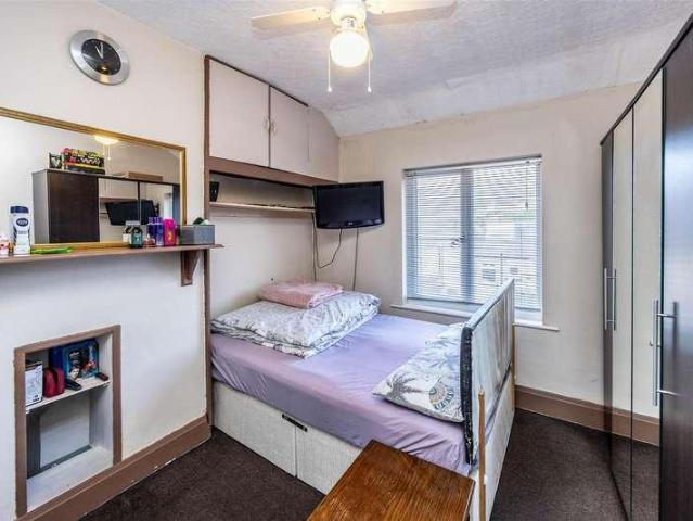 House for sale in Birkby, Huddersfield