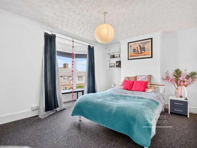 House for sale in Shide, Isle Of Wight