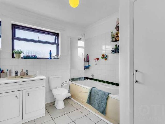 House for sale in Folkestone