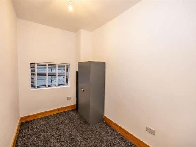 House for sale in Roberttown, West Yorkshire