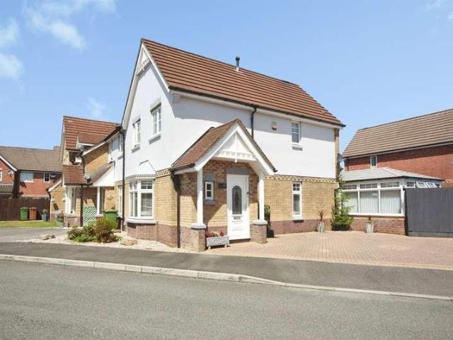 House for sale in Blackwood, Wales