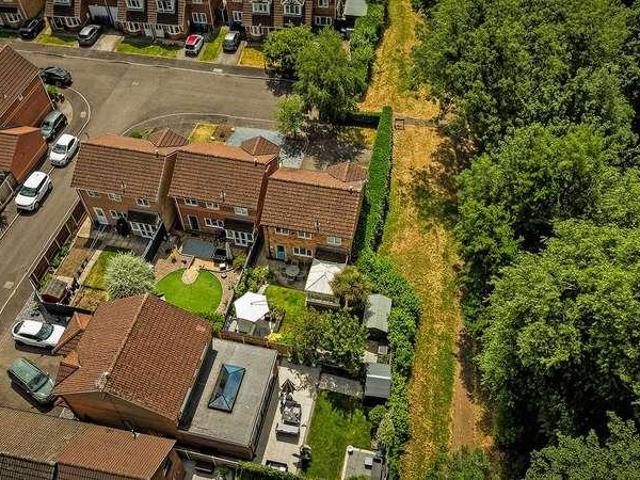 House for sale in Heatherton, East Midlands