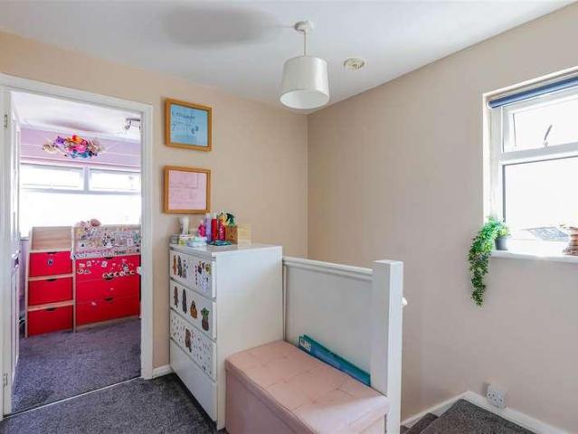 House for sale in Gibbonsdown, Barry