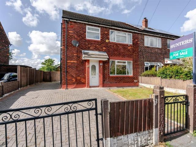 House for sale in Westleigh, Wigan