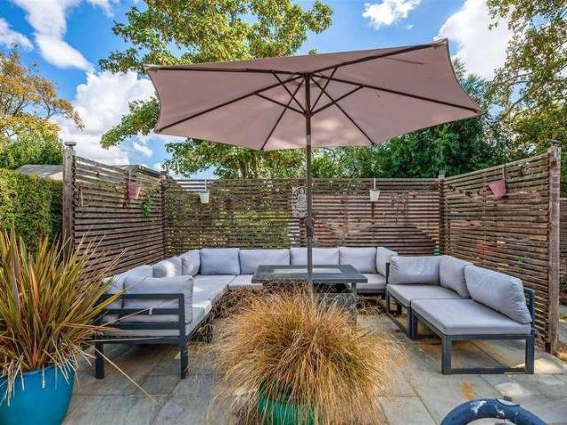House for sale in Littlecote, West Sussex