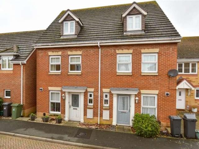 House for sale in Elmfield, Ryde