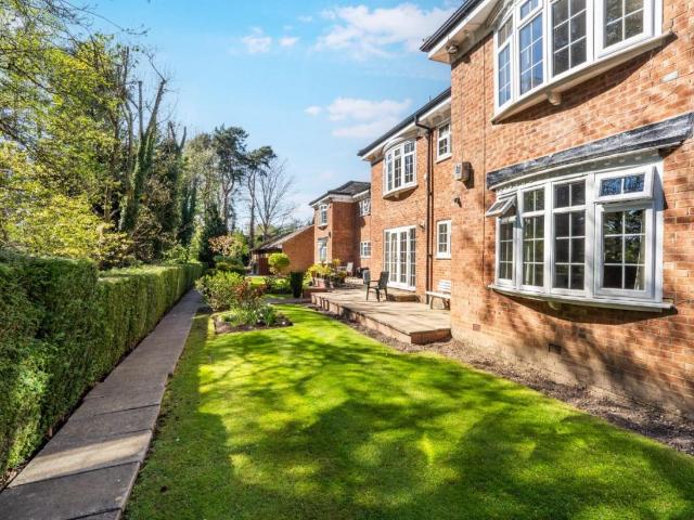 House for sale in Alwoodley, West Yorkshire