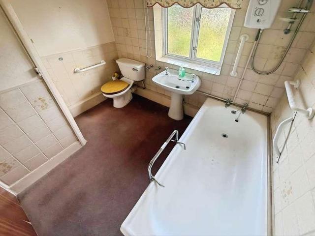 House for sale in Wolverley, Wyre Forest