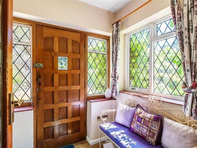 House for sale in Oxted, Hillview