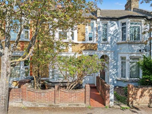 House for sale in London Borough of Waltham Forest, Greater London