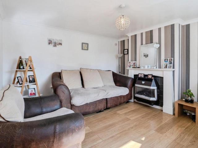 House for sale in Leyfields, Kettlebrook