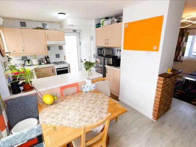 House for sale in Wolverton and Greenleys, Old Wolverton