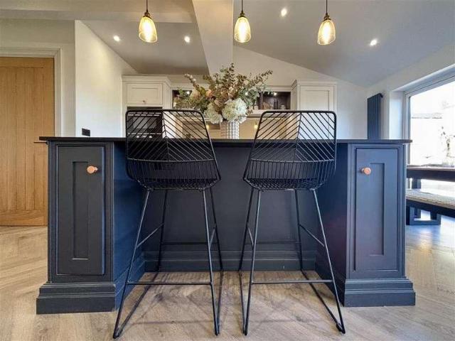 House for sale in Northowram, West Yorkshire