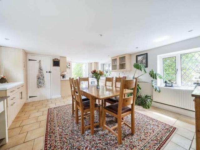 House for sale in Pucklechurch, South Gloucestershire