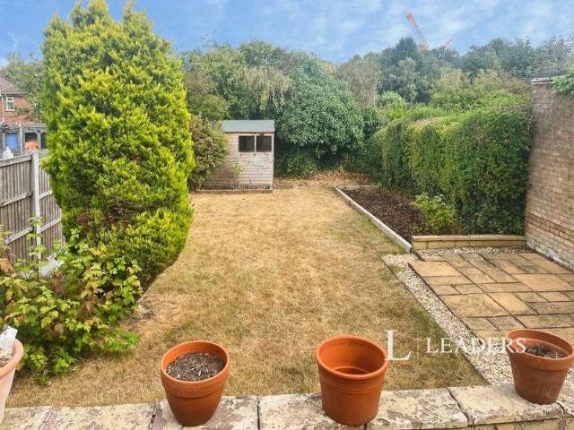 House for sale in Potters Corner, East Midlands