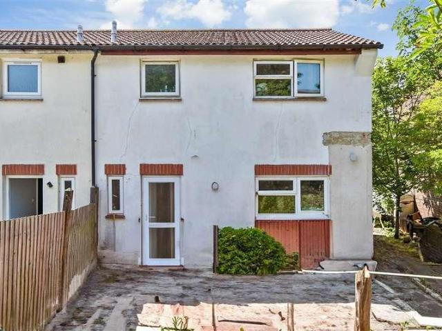 House for sale in Whitehawk, Brighton & Hove