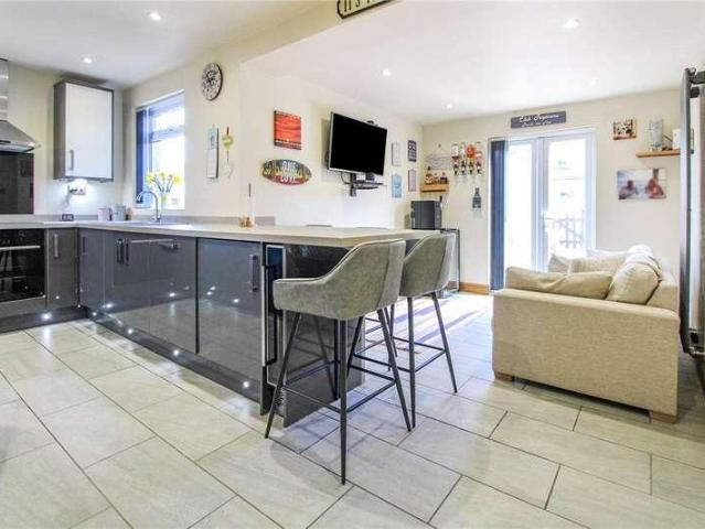 House for sale in Greatwood, Skipton