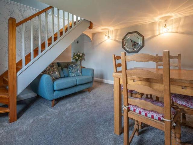 House for sale in Wickham Market, Eastbridge
