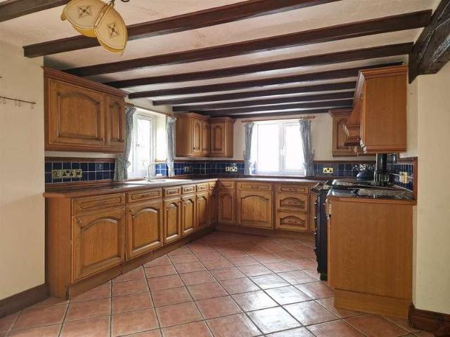House for sale in South Hill, Bleadon